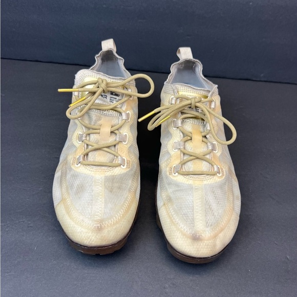 Nike Air VaporMax 2019 Cream Light Bone Women's Size 8.5  Style AR6632-101 - Picture 3 of 9